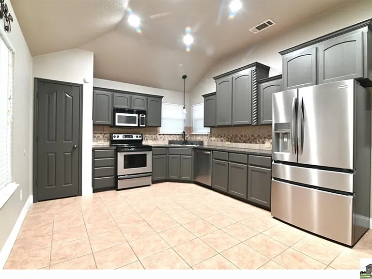 4501 Lauren Mackenzie Dr — Photo 12