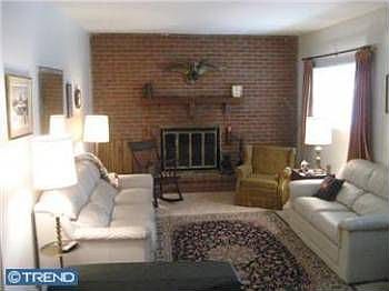 2nd image of 3038 Taft Rd