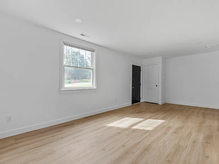 1650 Westhill Rd — Photo 12
