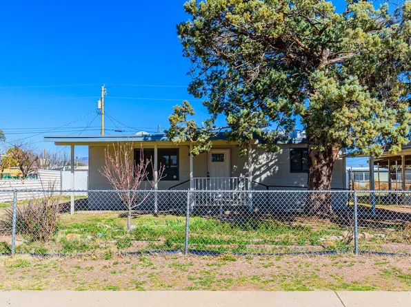 121 E Apache St, Huachuca City, AZ 85616