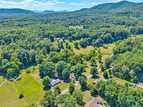 3rd image of 2241 Blue Ridge Springs Rd