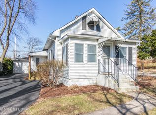 4842 Francisco Ave, Downers Grove, IL