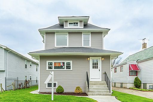 1st image of 408 S 12th Ave