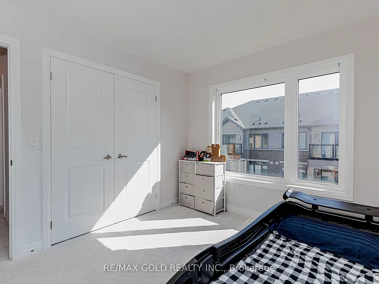 585 Colborne St #1007 — Photo 41
