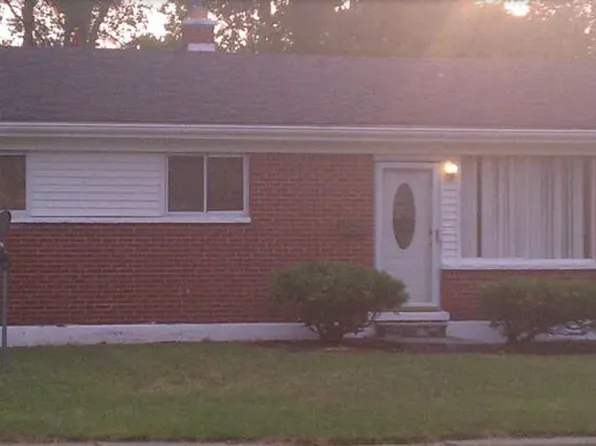 6175 Magnolia Dr, Mount Morris, MI 48458