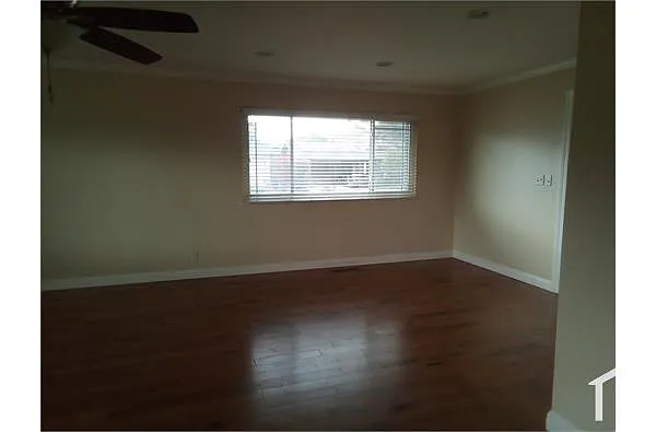 797 Gary St photo 1