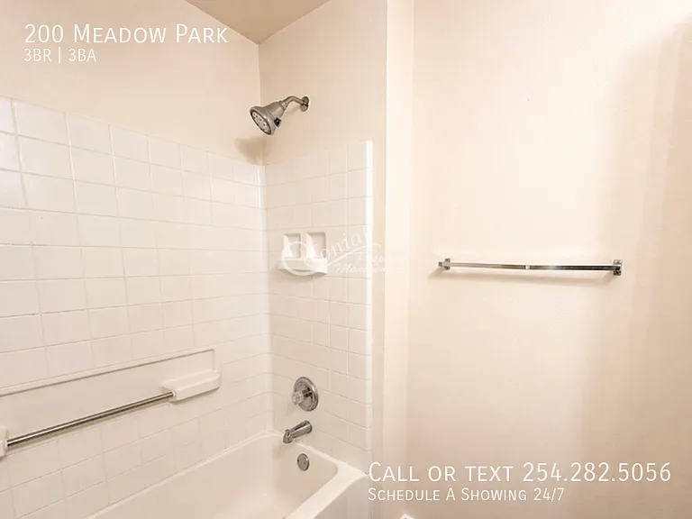 200 Meadow Park Dr — Photo 10