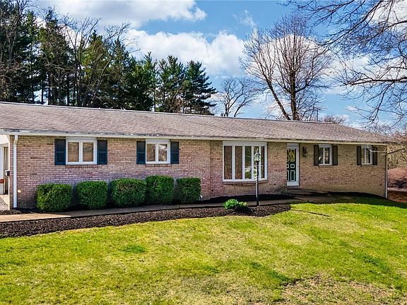 4th image of 44109 Cherrywood Dr