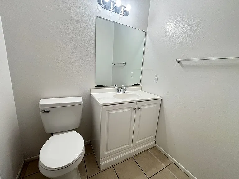 38729 11th St E #17 — Photo 8