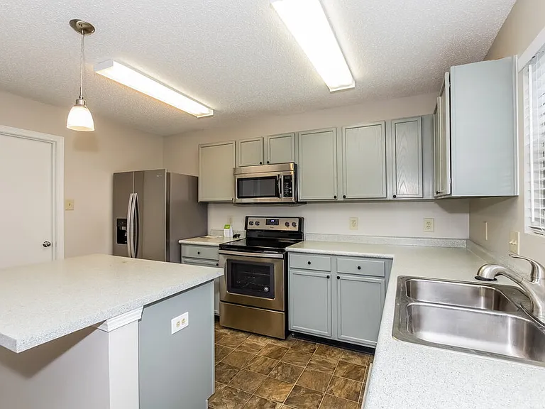 7029 Maple Park Ln — Photo 9