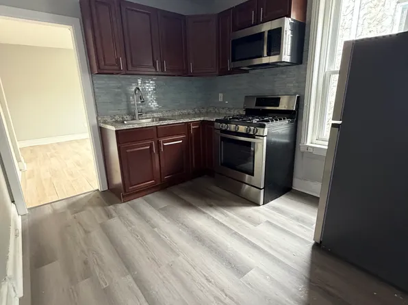 3240 N Front St #2, Philadelphia, PA 19140