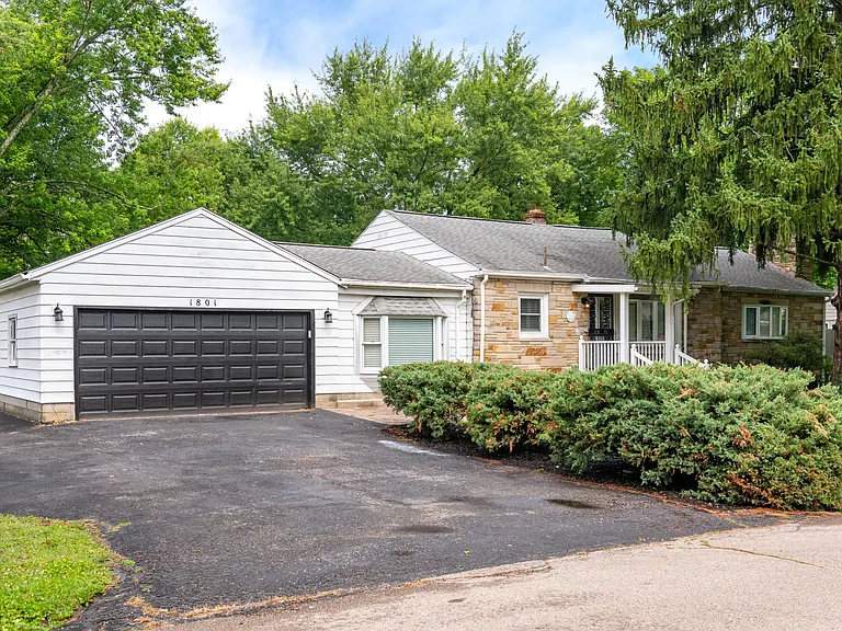 1801 Turnbull Rd — Photo 2
