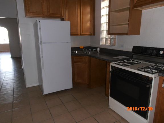 4th image of 4825 W Van Buren St