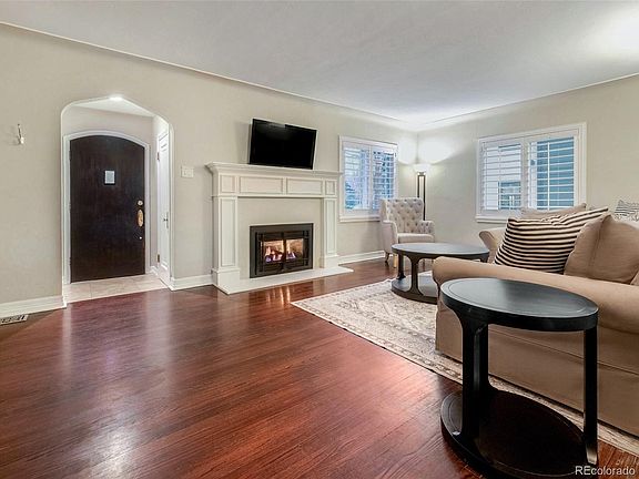 5th image of 1025 S Josephine Street