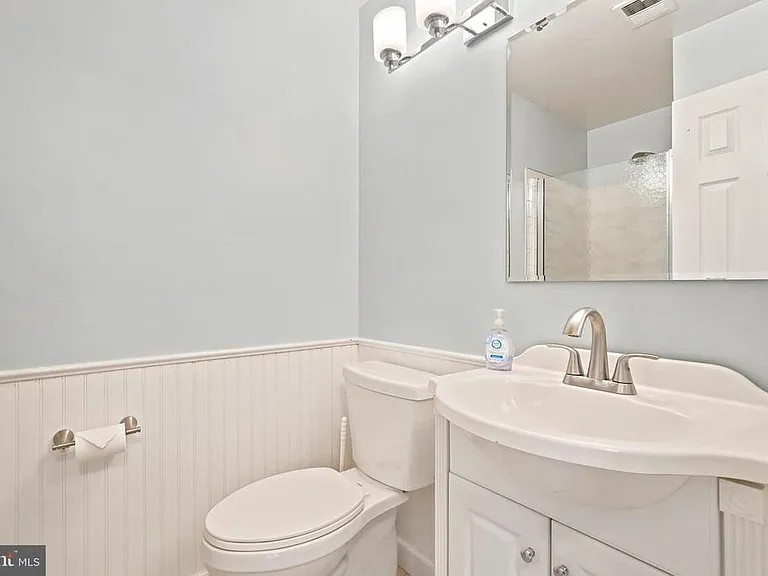 12287 Wadsworth Way — Photo 18