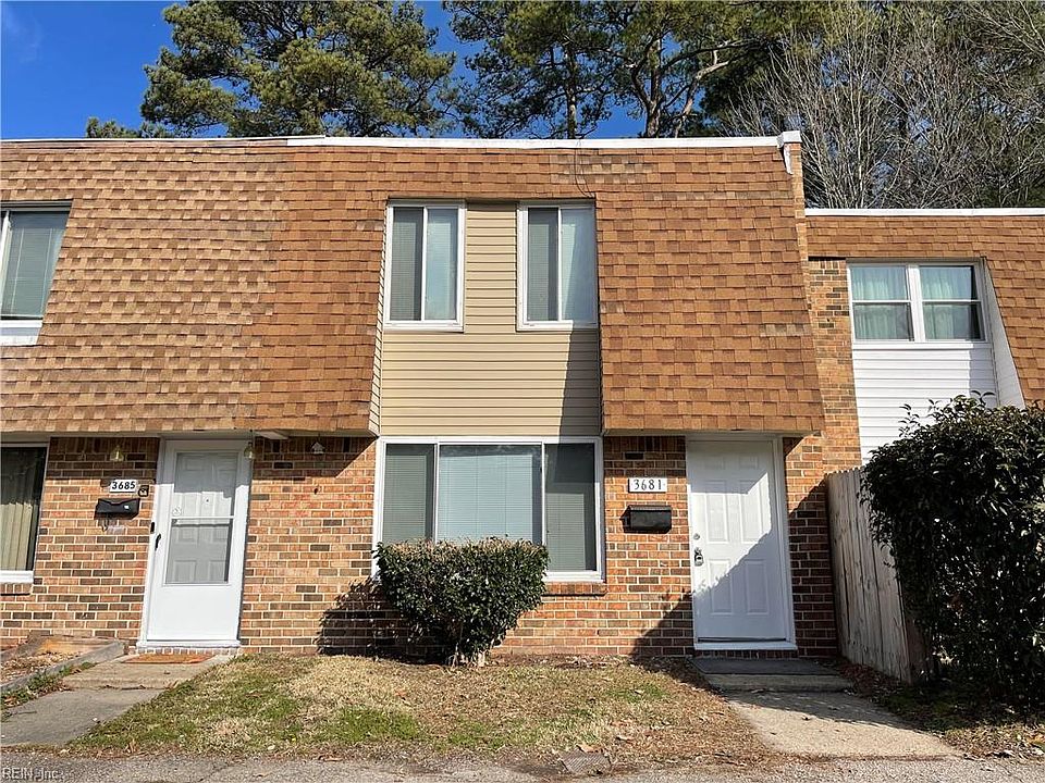 Beautiful Townhome in Pecan Gardens
