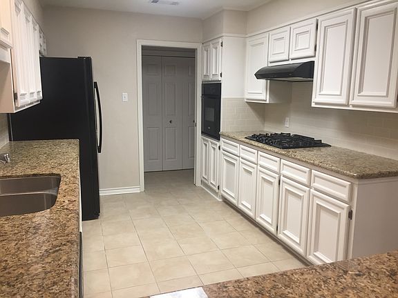4th image of 314 Meadowgreen Cir
