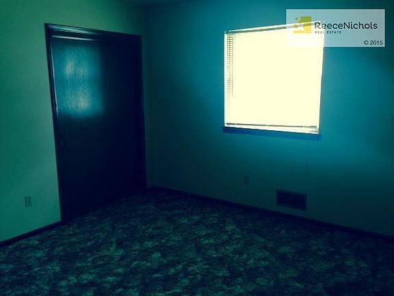 5th image of 5135 Edgehill Dr