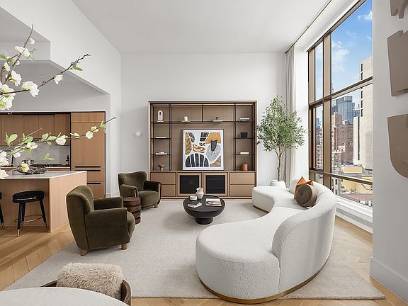 4th image of 215 E 19th St #8E