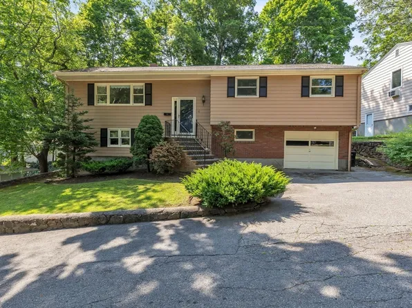 4 Birch Rd, Swampscott, MA 01907