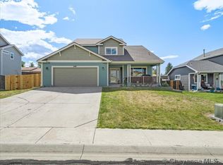 1608 Summerset Dr, Cheyenne, WY 82001