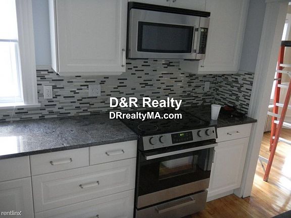 211 Powderhouse Blvd. #2 Somerville (Powderhouse Square) Uni