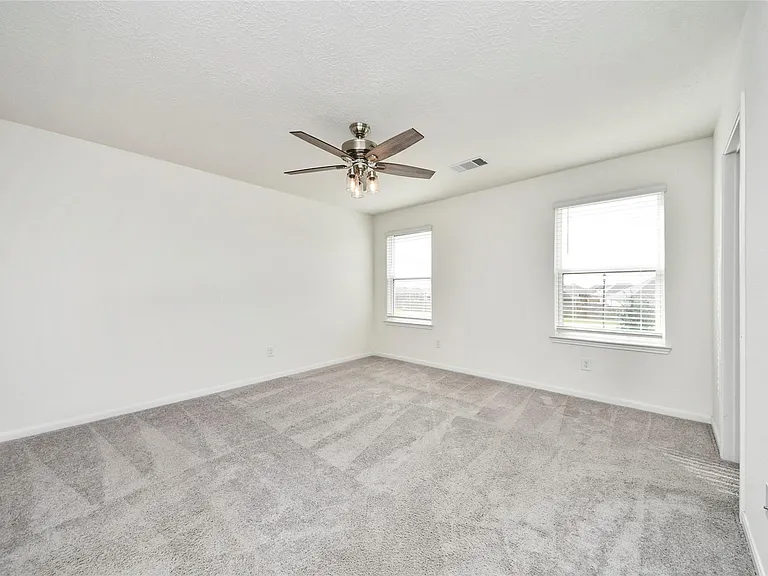 2916 Shimmer Edge Dr — Photo 20