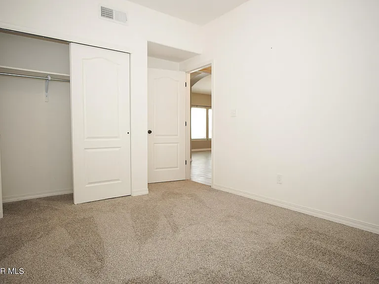 14364 Tobe Davis — Photo 16