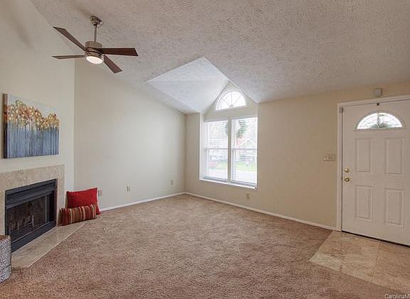 4th image of 923 Glenfiddich Dr