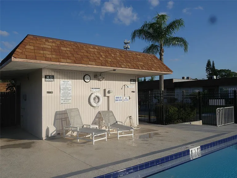 6165 Chesham Dr #5 — Photo 35