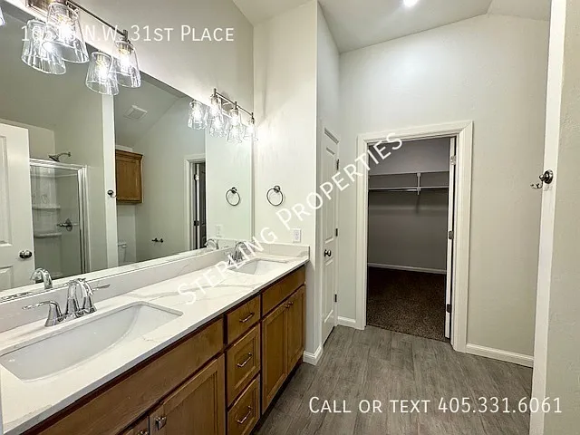 10516 NW 31st Pl — Photo 24