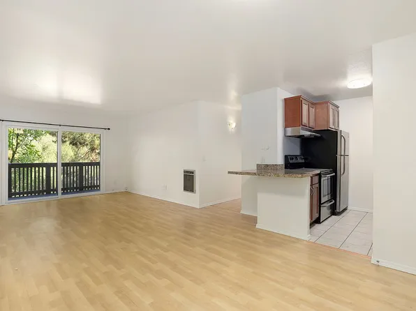 3602 W Estates Ln Unit 207, Rolling Hills Estates, CA 90274