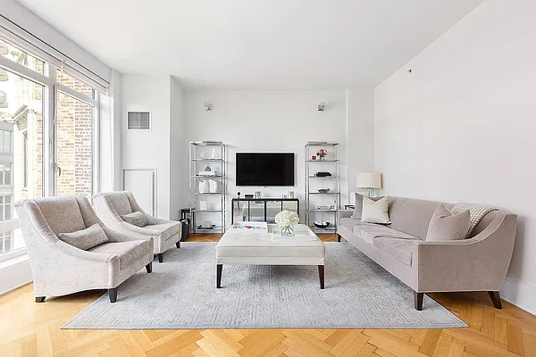 Rented by Compass | media 6