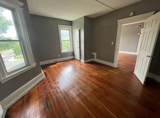 493 Garden St #2, Hartford, CT 06112