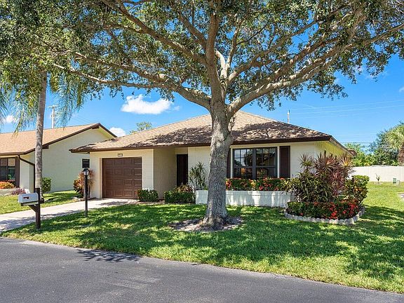 2nd image of 6480 Olivewood Cir