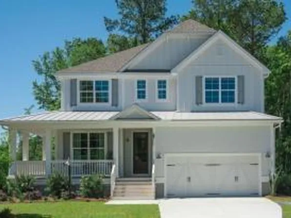 375 Hillman Trail Dr, Moncks Corner, SC 29461