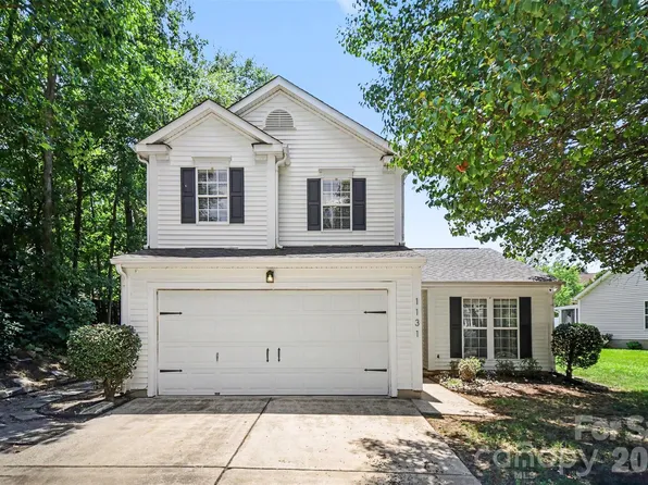 1131 Morning Glory Dr, Charlotte, NC 28262
