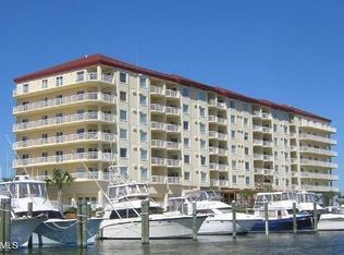100 Olde Towne Yacht Clb #512, Beaufort, NC 28516
