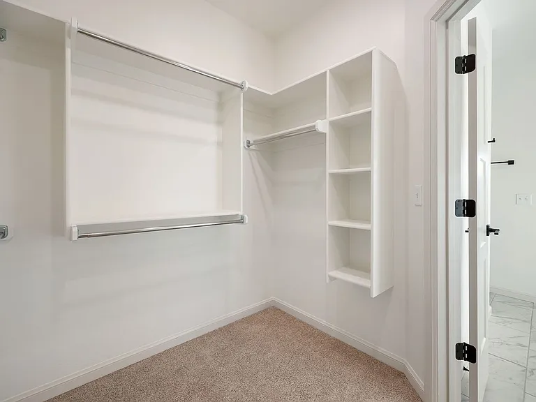 5017 Misty Wood Ln — Photo 32
