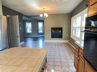 4 Norwood St, Dorchester, MA 02122
