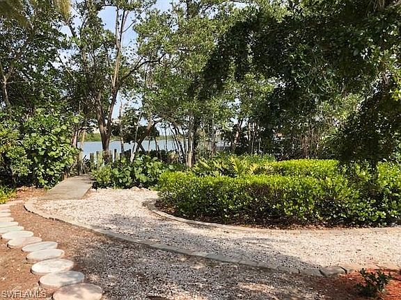 4th image of 7830 Buccaneer Dr