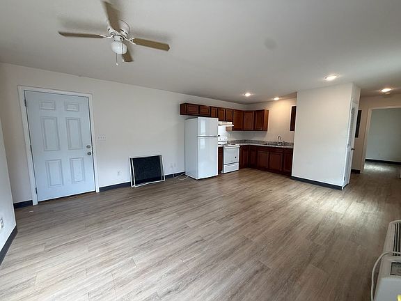 2nd image of 6104 Busiek Rd #4020