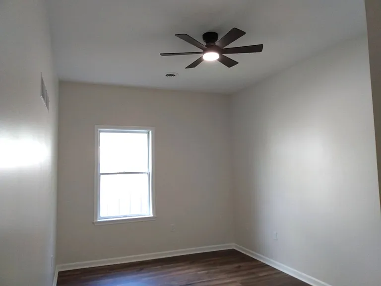 1400 Scotland Ave #E — Photo 11
