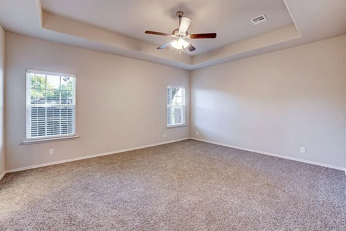 2421 W Imperial Ct — Photo 28