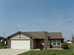 207 N Maple St, South Hutchinson, KS 67505