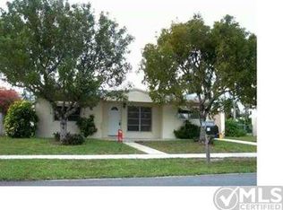 913 Snowden Dr, Lake Worth, FL 33461