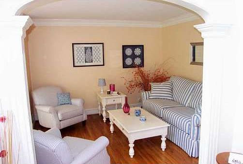 3rd image of 3467 Chinaberry Ln