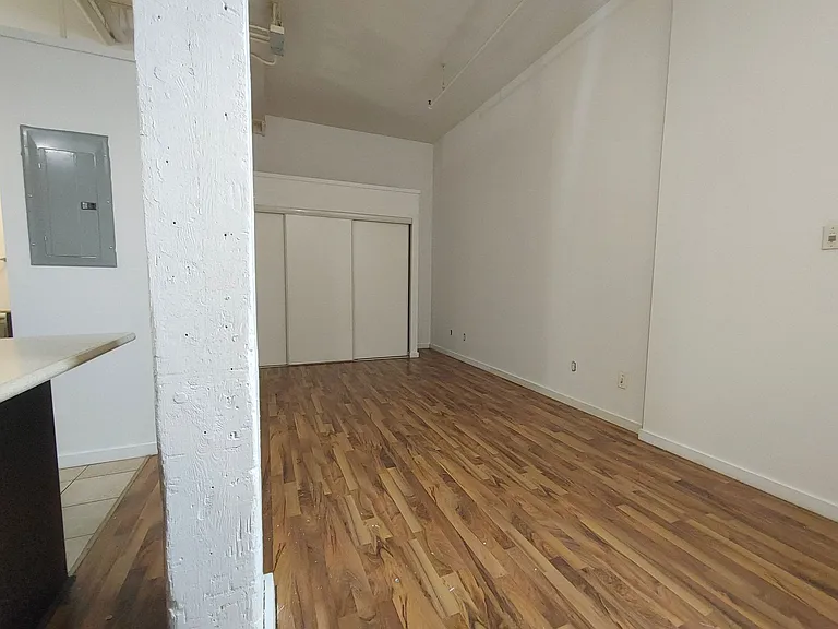 35 Water St S #211 — Photo 8