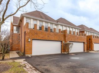 1421 N Milwaukee Ave, Libertyville, IL 60048