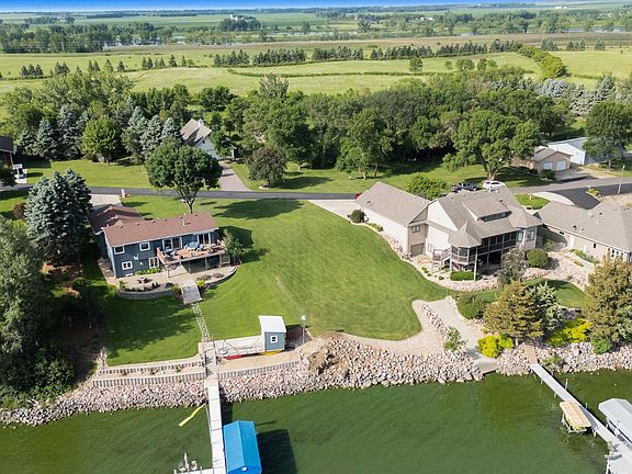 3rd image of 6554 Killarney Park Dr